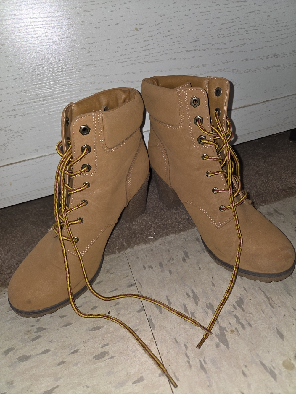 WHIT Tan Lace-Up Heeled Ankle Boots SIZE 10